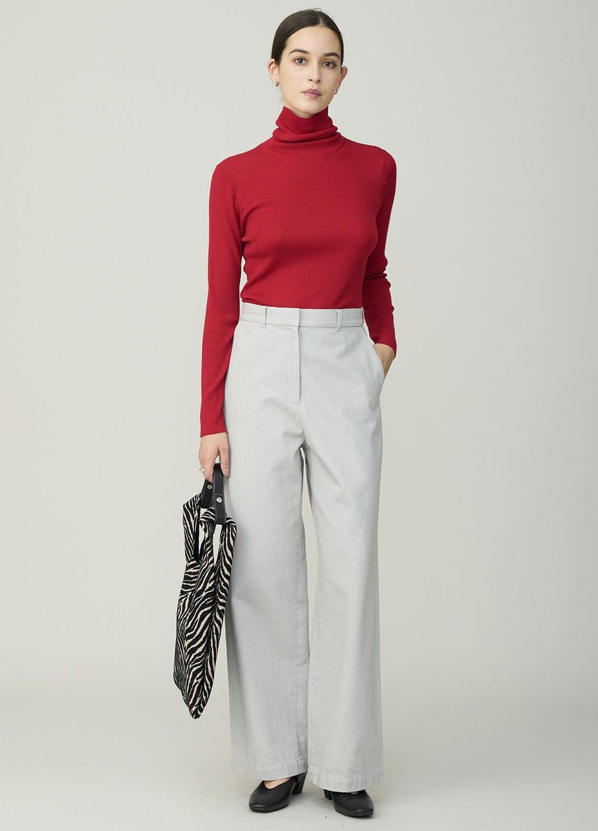 定番袖口設計高領針織衫